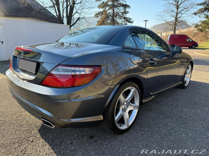 Mercedes-Benz SLK 350 AMG Line 7G-Tronic 2011