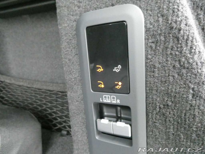 Land Rover Range Rover Sport Dynamic HSE P460e 2025