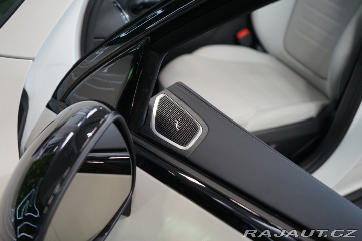 Mercedes-Benz GLC 220d*AMG*4MATIC*PANO*HUD* 2024