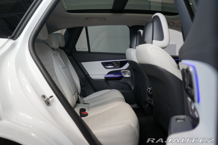 Mercedes-Benz GLC 220d*AMG*4MATIC*PANO*HUD* 2024