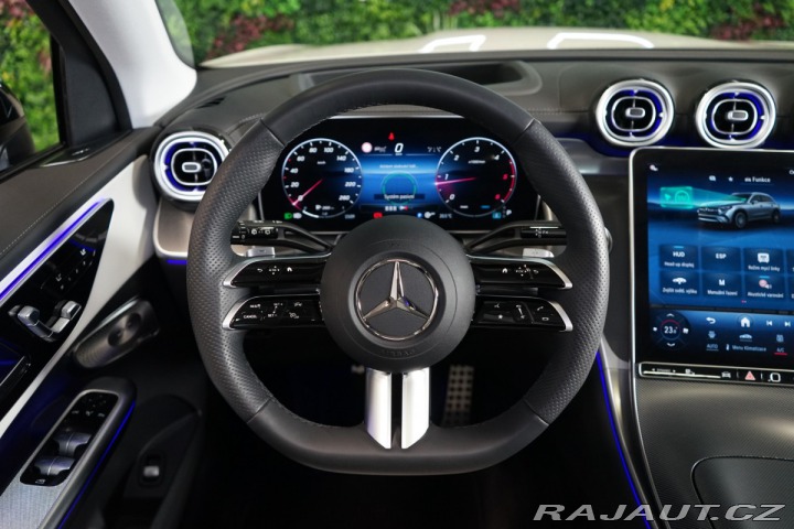 Mercedes-Benz GLC 220d*AMG*4MATIC*PANO*HUD* 2024