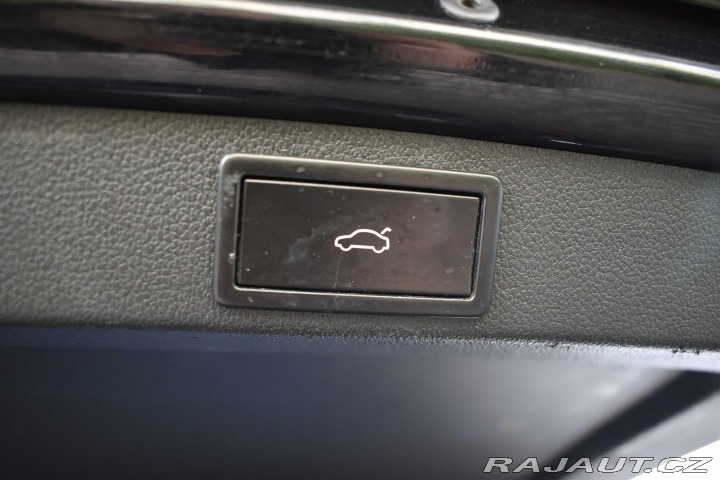Škoda Octavia 2.0 TDI REZERVACE 2014