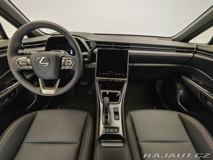 Lexus Ostatní modely LBX 1.5 HEV Emotion FWD 2024