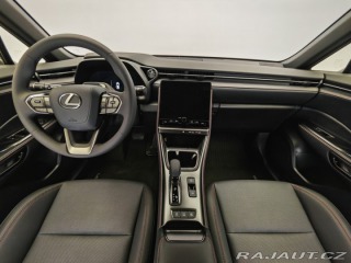 Lexus Ostatní modely LBX 1.5 HEV Emotion FWD 2024
