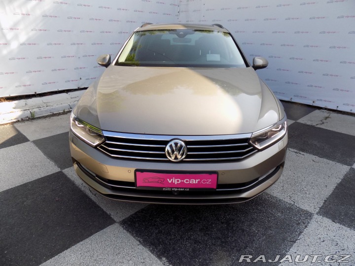 Volkswagen Passat 2.0TDI/Highline/DSG/Full- 2015