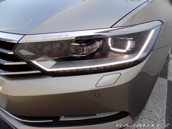 Volkswagen Passat 2.0TDI/Highline/DSG/Full- 2015