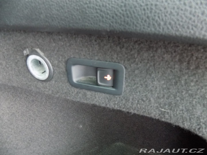 Volkswagen Passat 2.0TDI/Highline/DSG/Full- 2015