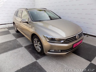 Volkswagen Passat 2.0TDI/Highline/DSG/Full- 2015