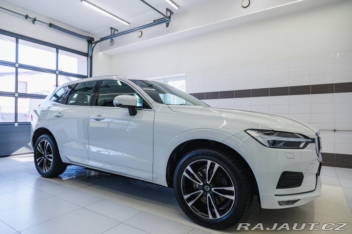 Volvo XC60 B4 AWD 145kW Momentum Pro 2020