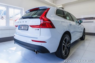 Volvo XC60 B4 AWD 145kW Momentum Pro 2020