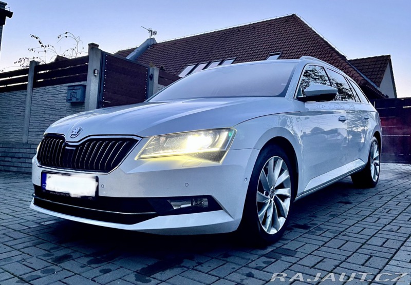Škoda Superb 1.6 TDI KOMBI STYLE