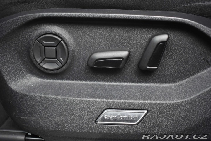 Volkswagen Touareg 3.0TSi*RLINE*BLACK*TAŽNÉ* 2022