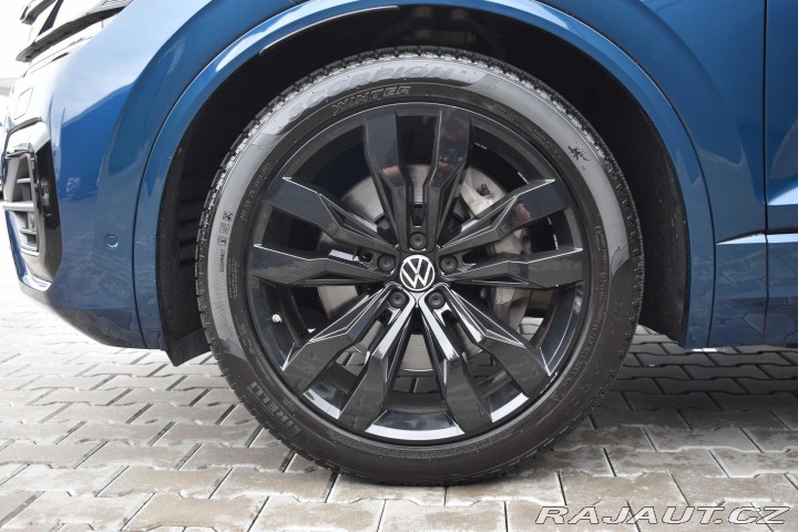 Volkswagen Touareg 3.0TSi*RLINE*BLACK*TAŽNÉ* 2022