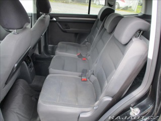 Volkswagen Touran 1,6 TDi 77kw Klimatr. 6ry 2011