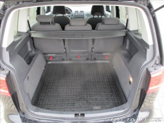 Volkswagen Touran 1,6 TDi 77kw Klimatr. 6ry 2011