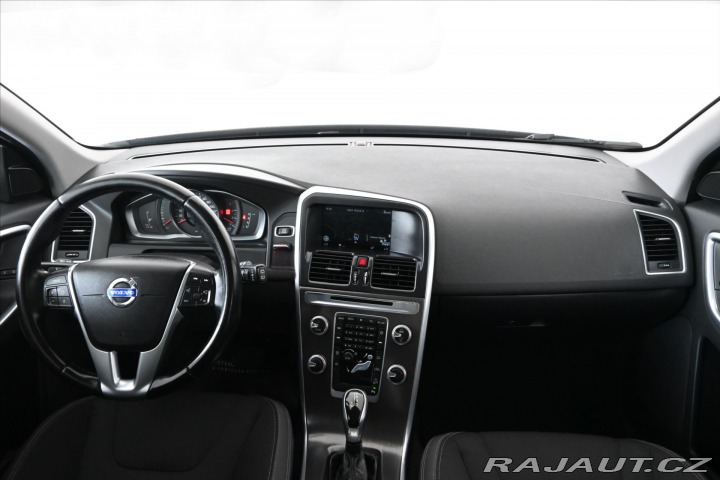 Volvo XC60 2,4 D5 133 kW AT6 AWD Zár 2015