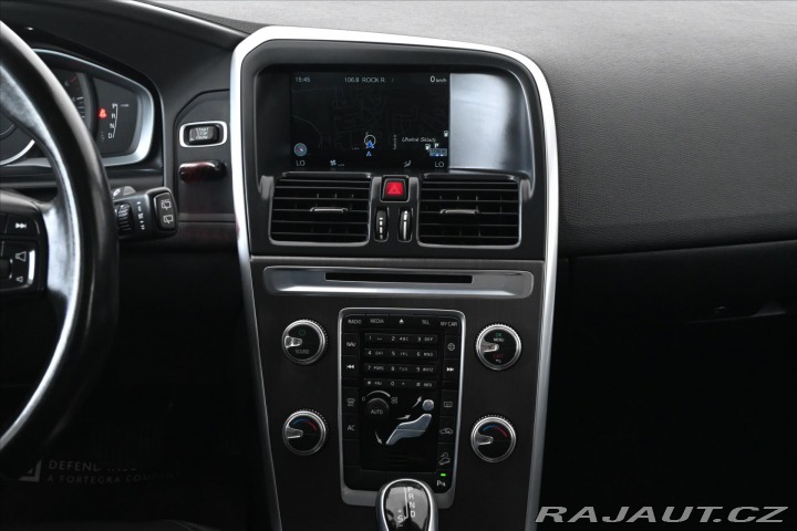 Volvo XC60 2,4 D5 133 kW AT6 AWD Zár 2015