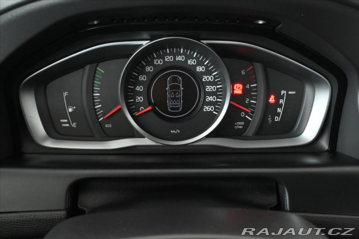 Volvo XC60 2,4 D 133kW D4 AT6 AWD Zá 2015