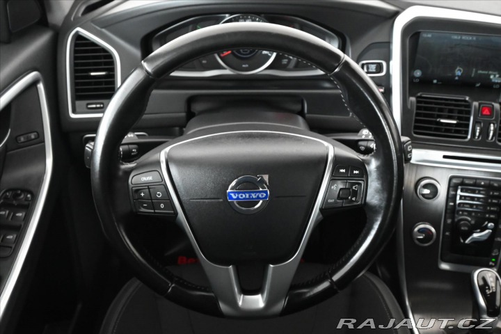 Volvo XC60 2,4 D5 133 kW AT6 AWD Zár 2015
