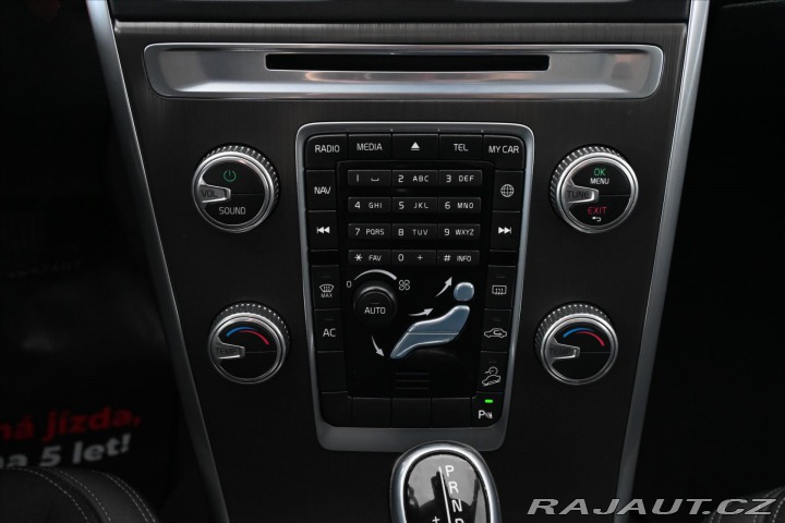 Volvo XC60 2,4 D5 133 kW AT6 AWD Zár 2015