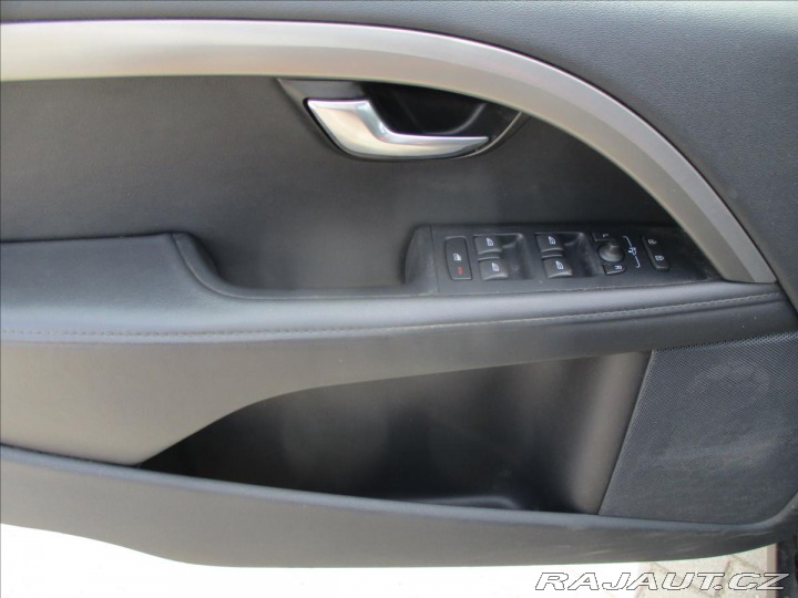 Volvo XC70 2,4 D4 133kw AWD Geartron 2015
