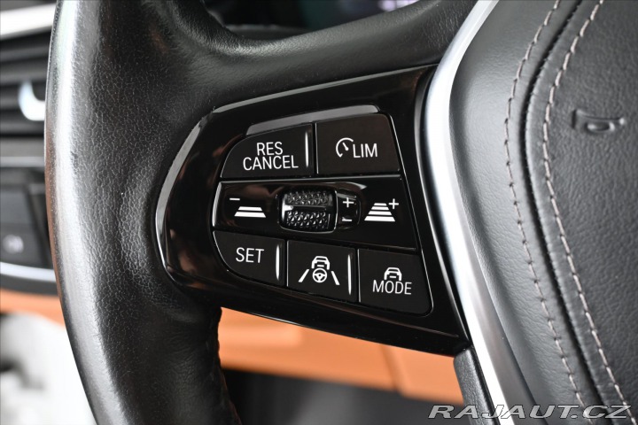 BMW 5 3,0 530d 210 kW STEPTRONI 2020