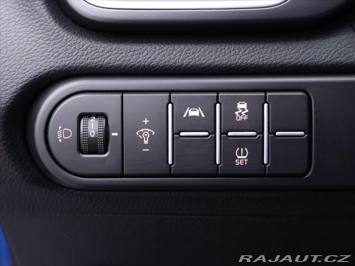 Kia Ceed 1,5 T-GDI 118kW Top SW CZ 2022
