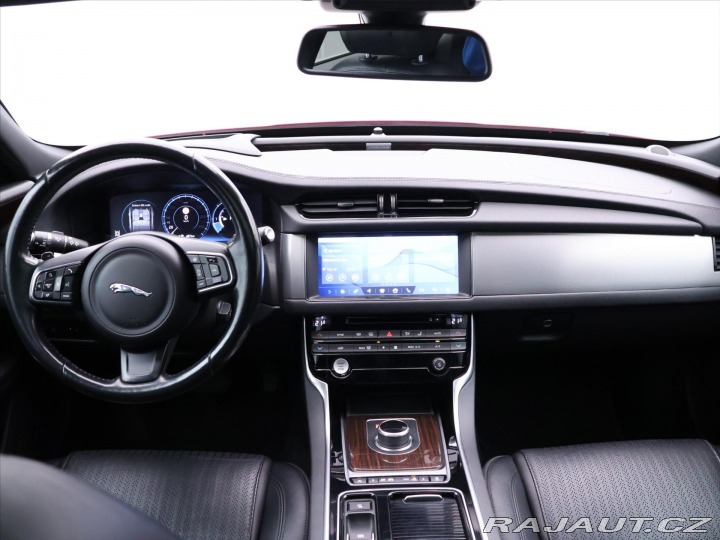 Jaguar XF 3,0 30d 221kW Auto Nezávi 2016