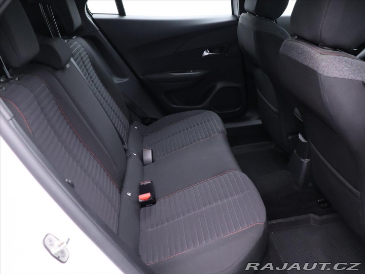 Peugeot 2008 1,2 PureTech 74kW Klima D 2022