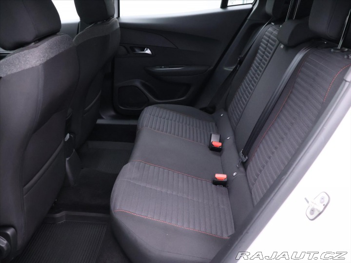 Peugeot 2008 1,2 PureTech 74kW Klima D 2022