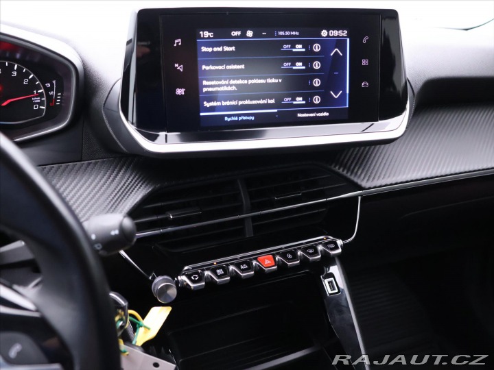 Peugeot 2008 1,2 PureTech 74kW Klima D 2022