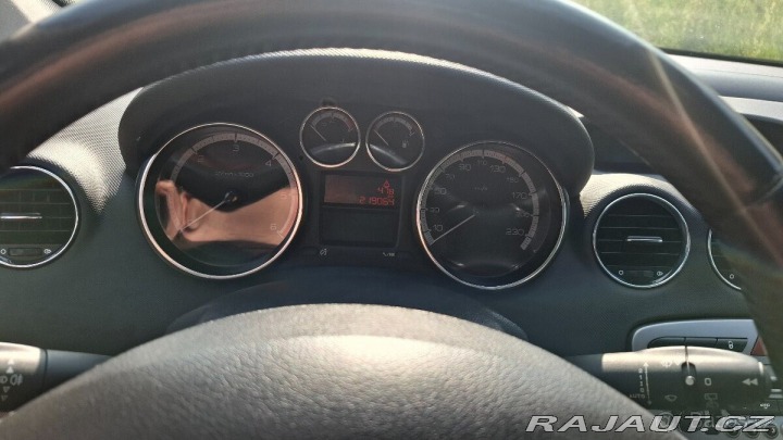 Peugeot 308 1,6 e-HDI (2012) 2012