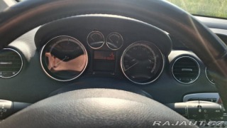 Peugeot 308 1,6 e-HDI (2012) 2012
