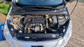 Peugeot 308 1,6 e-HDI (2012) 2012