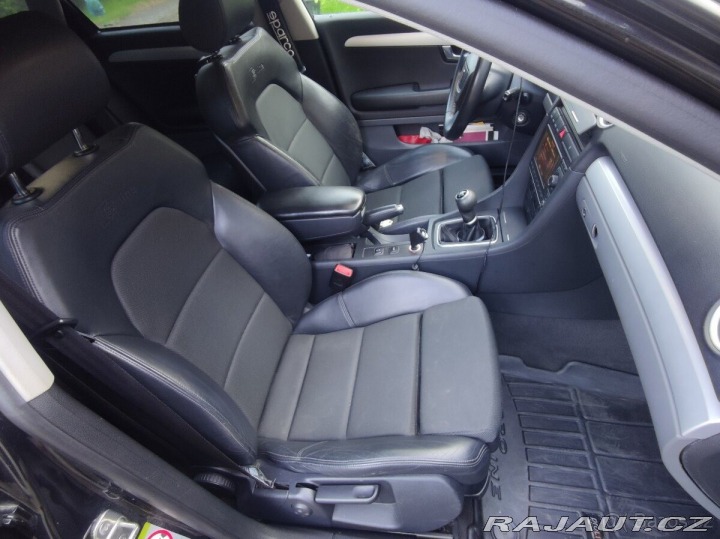 Seat Exeo 2,0 TDI-105 KW 2011