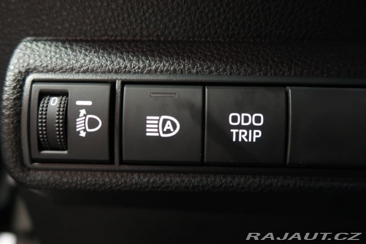 Toyota Corolla 1.5VVT-i,CZ,1Maj,Comfort 2024
