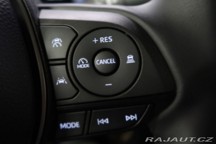 Toyota Corolla 1.5VVT-i,CZ,1Maj,Comfort 2024