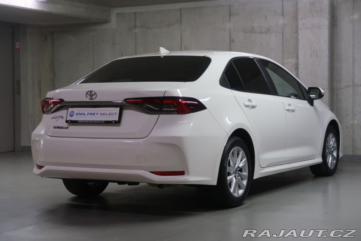 Toyota Corolla 1.5VVT-i,CZ,1Maj,Comfort 2024