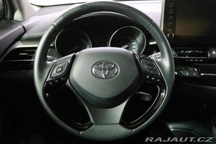 Toyota C-HR 1.8Hybrid,CZ,1Maj,Comfort 2021