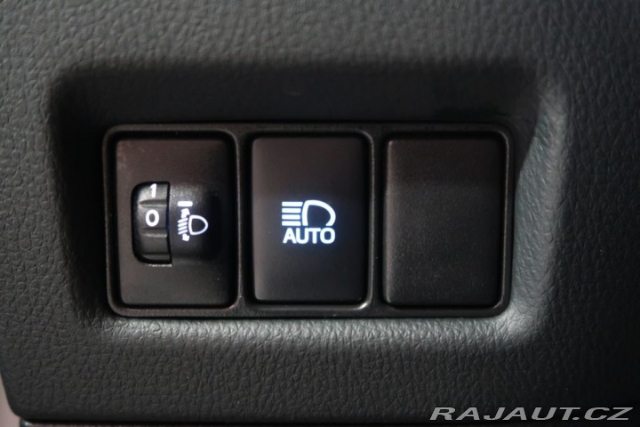 Toyota C-HR 1.8Hybrid,CZ,1Maj,Comfort 2021