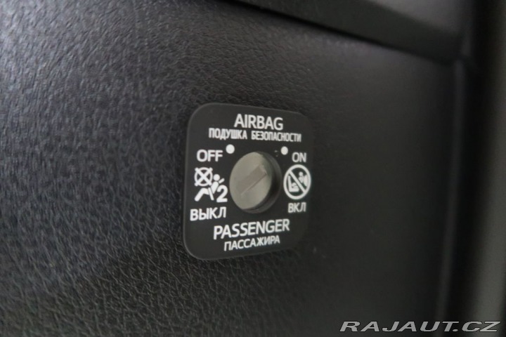 Toyota C-HR 1.8Hybrid,CZ,1Maj,Comfort 2021
