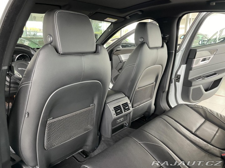 Jaguar XF 30d R-SPORT*Panorama*Meri 2016