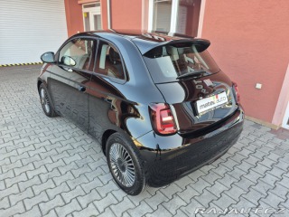Fiat 500e  2022