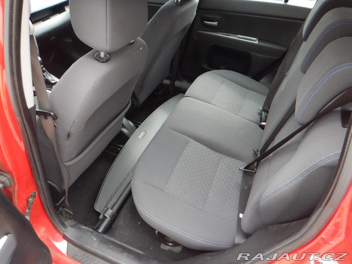 Mazda 2 1.4i, KLIMA, TAŽNÉ 2003