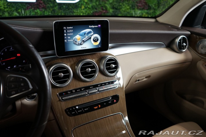 Mercedes-Benz GLC 300*4MATIC*BURM*EXCLUSIV* 2018