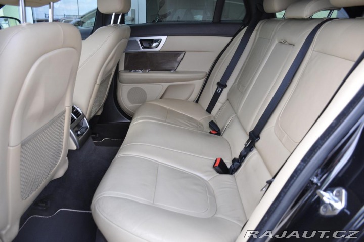 Jaguar XF 2.2 I4D SPORTBRAKE 2013