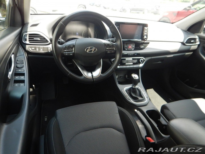 Hyundai i30 1.0i T-GDi,1. MAJITEL,SER 2020