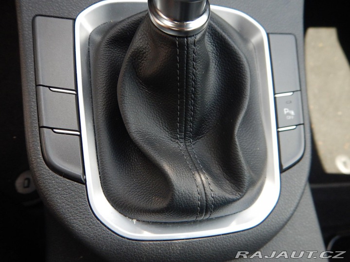 Hyundai i30 1.0i T-GDi,1. MAJITEL,SER 2020