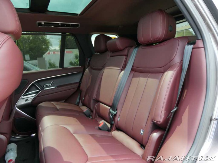 Land Rover Range Rover 3,0 HSE P460e 2025