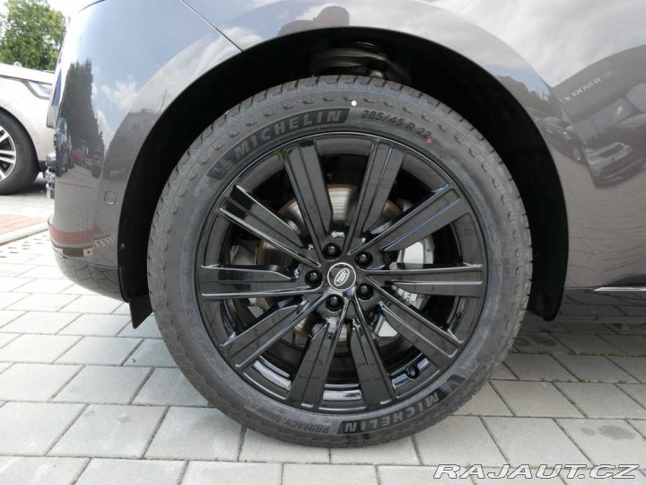 Land Rover Range Rover 3,0 HSE P460e 2025
